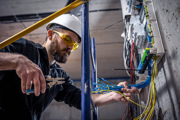 Best Local Electrician Companies  in Highlands Ranch, CO